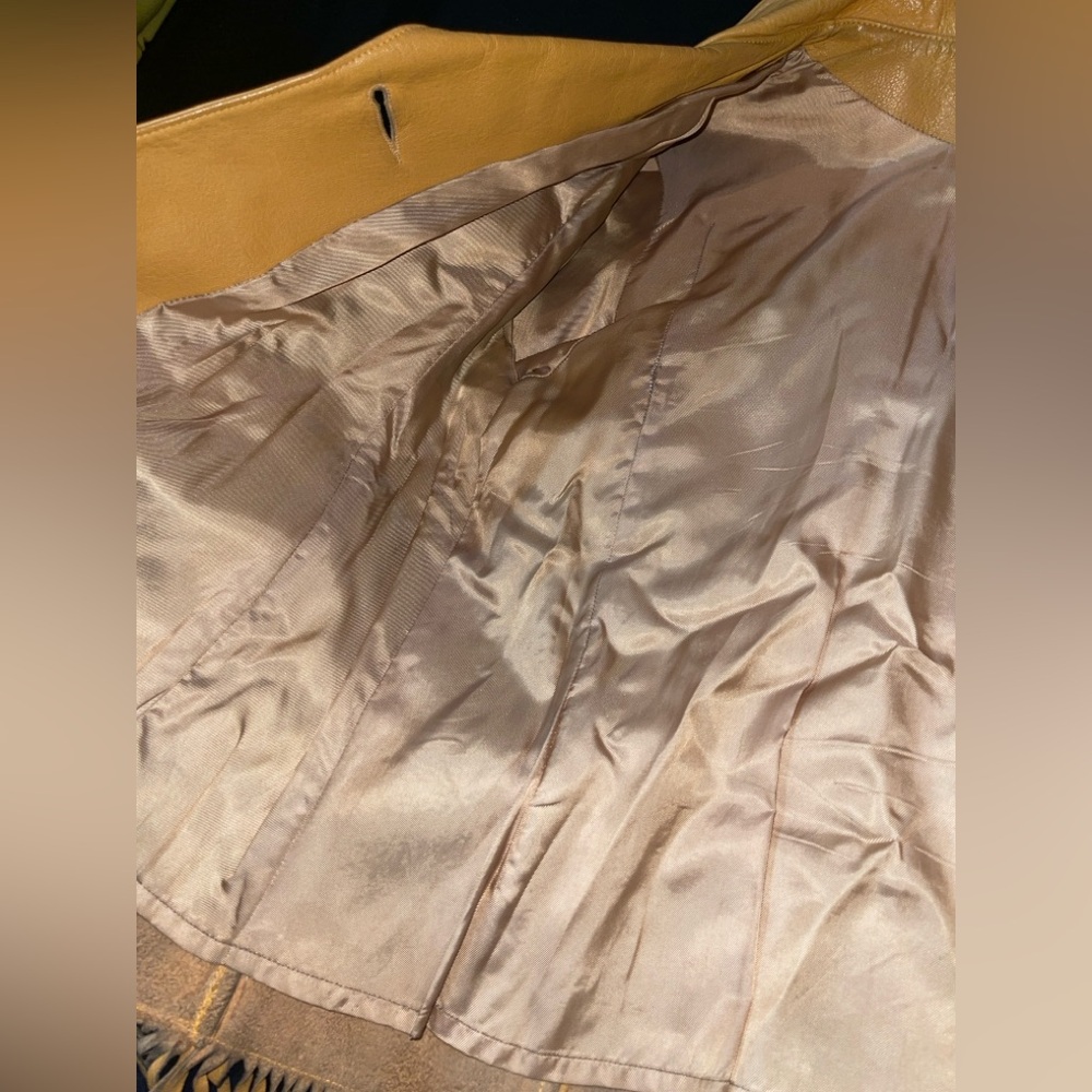 1950s-60s Vintage Cherokee Tan/Mustard Leather Jacket with Fringe - Picture 5 of 11